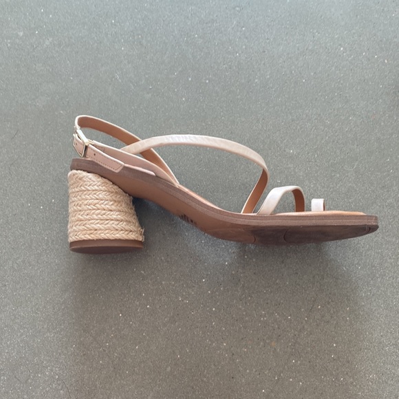 Summer wicker sandals. - Picture 4 of 8